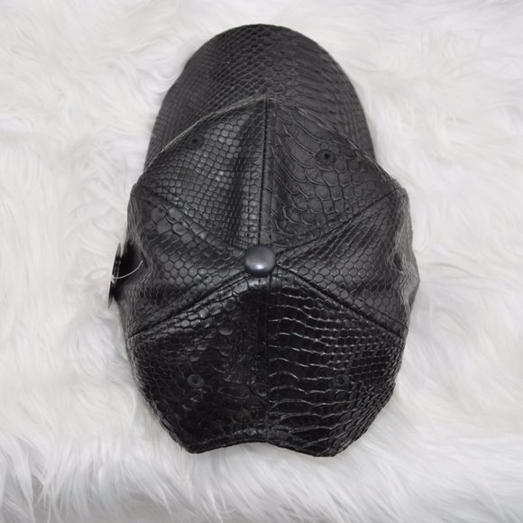 Cap Leather Snake design Adult Size Adjustable Hook and Loop closure Mens/Womens - Picture 5 of 7